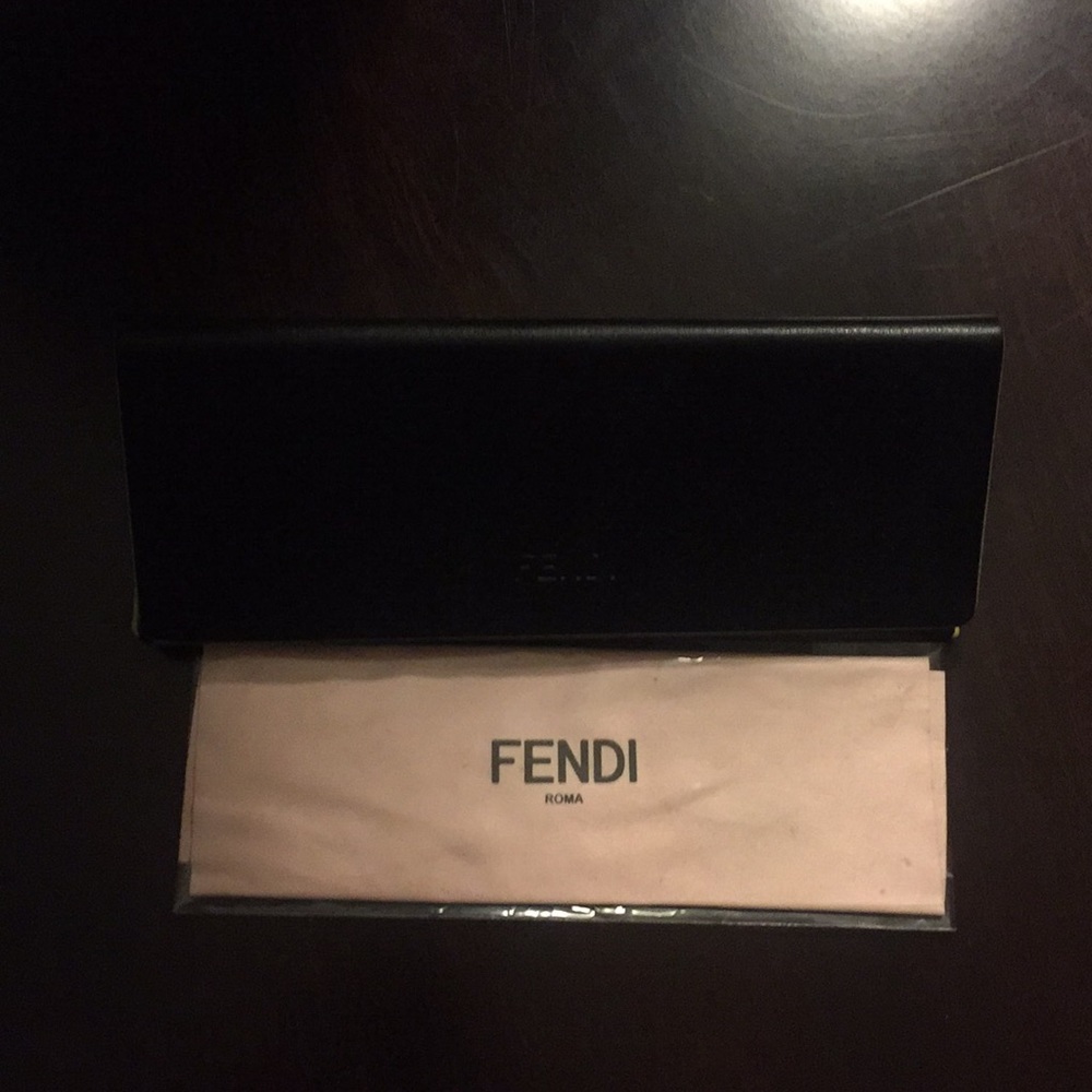 Fendi Eye Glass case with Cloth